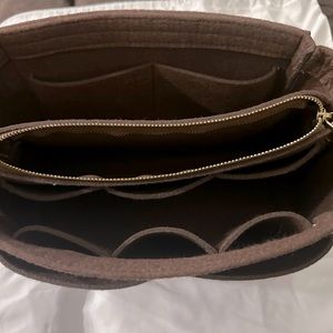 Purse shaper for a Louis Vuitton speedy 30…